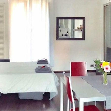 Cozy Studio Apartment - Borgo Campidoglio Torino Exterior foto