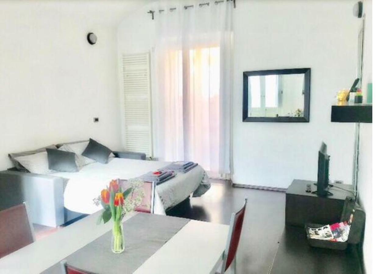 Cozy Studio Apartment - Borgo Campidoglio Torino Exterior foto