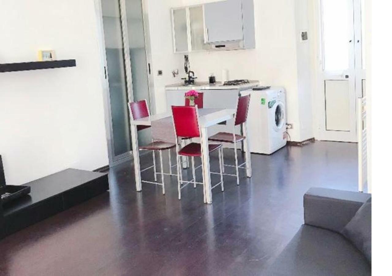 Cozy Studio Apartment - Borgo Campidoglio Torino Exterior foto